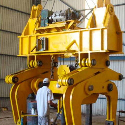 Heavy lifting equipment fabricated in steel